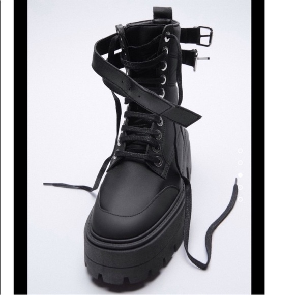 ZARA QUILTED NYLON LOW HEEL ANKLE BOOTS Size 7 - Picture 2 of 11